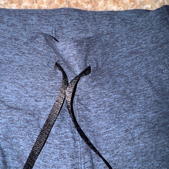 LULULEMON Ready To Rulu High Rise Cropped Joggers Size 2 - Picture 4 of 6